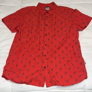 EUC! Men’s The North Face size XL shirt red & blue hiker print